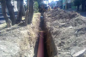 Agua de Puebla concluye red de drenaje en Rincón de Arboledas