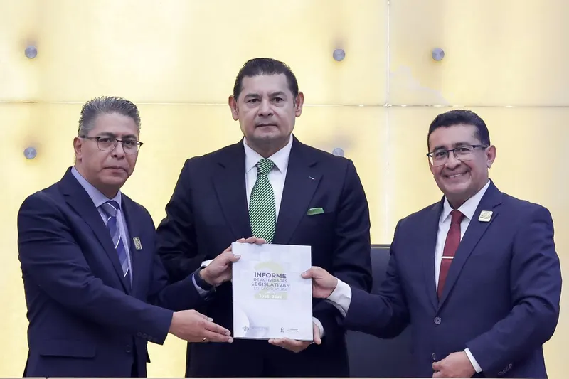 congreso-pue-segundo-informe-pavel-gaspar