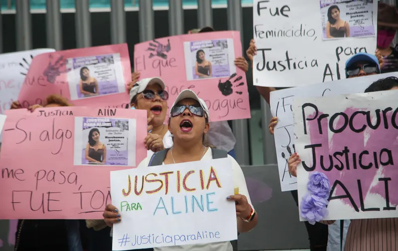 protestas Aline