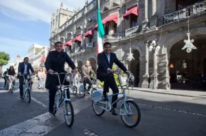 Eduardo Rivera presenta SmartBike
