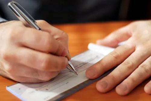 CMIC denuncia robo de cheques en sus oficinas