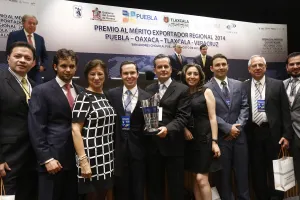 Entrega Comce Premio al Mérito Exportador Regional