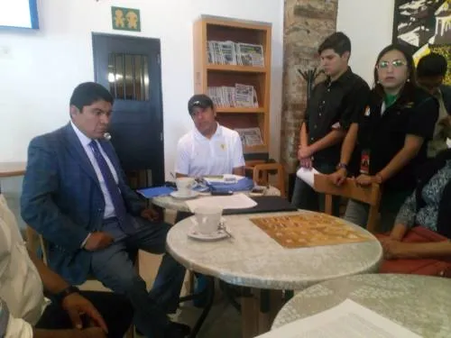Padres de familia y directivos de la Escuela de Fútbol Cefor denunciaron que pretende ser desalojado