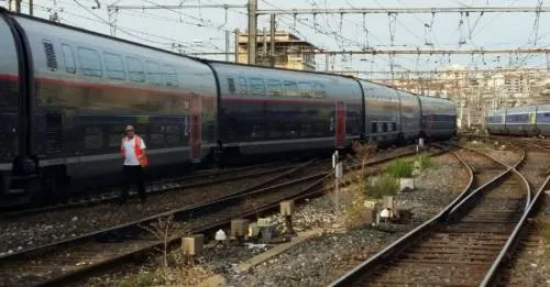 Descarrila tren de alta velocidad en sur de Francia