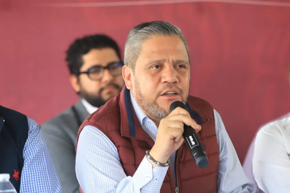 “Pueden sumar a Blanca Nieves o a quien quieran”, ironiza Alfonso Bermúdez Ruiz sobre el PAN