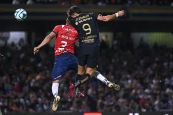 Tras la derrota de Pumas con Chivas, aficionados piden la renuncia de Rafa Puente