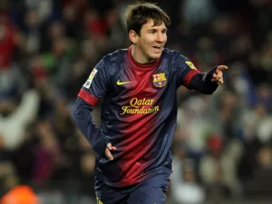 Barcelona saca triunfo al Sevilla por 2-1