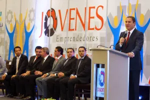 Gobiernos federal y estatal respaldan proyectos de jóvenes emprendedores