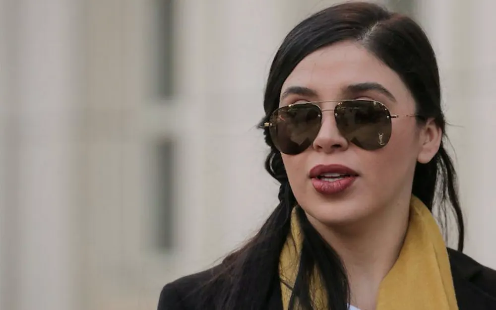 Recortan condena a Emma Coronel y saldría libre en 2023