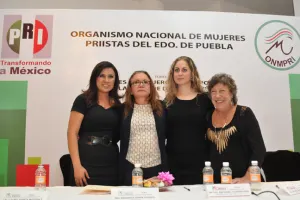 Asiste Isabel Allende al Foro Mujeres en el Ejercicio del Poder