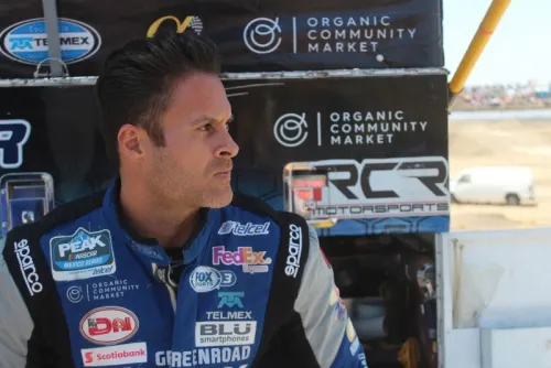 Rogelio López regresa a Guadalajara por su triunfo 27 en Nascar México Series