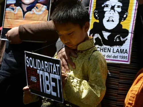 Revela China paradero de líder budista que ‘desapareció’ de niño