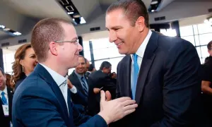 Anaya se dice orgulloso de logros de RMV pero evita hablar de sus aspiraciones