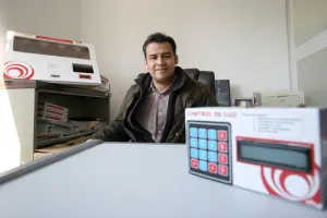 En BUAP diseñan sistema programable para controlar intensidad lumínica
