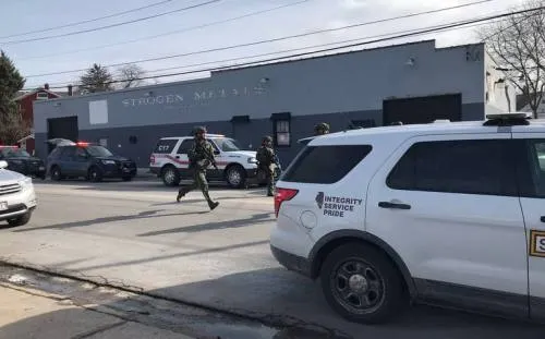 Sube a cinco el número de muertos tras Tiroteo en Aurora, Chicago