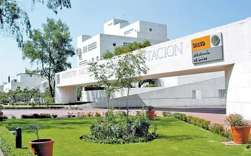Hacienda libera más de 2 mil mdp retenidos a hospitales