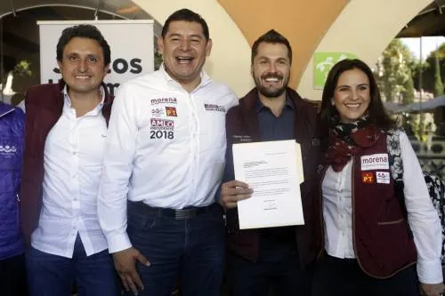 Armenta y de la Sierra, dan la bienvenida a Natale a Morena