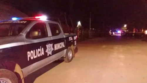 Ebrio lanza a su esposa desde el segundo piso tras discusión, en Tehuacán