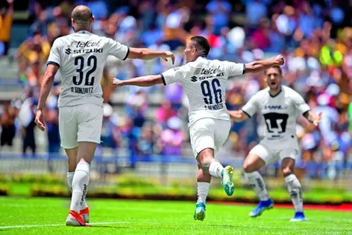 Pumas derrota 2-1 a Toluca en el Estadio Olímpico Universitario