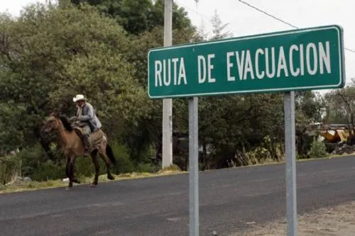 Inspeccionará gobernador rutas de evacuación aledañas al volcán Popocatépetl