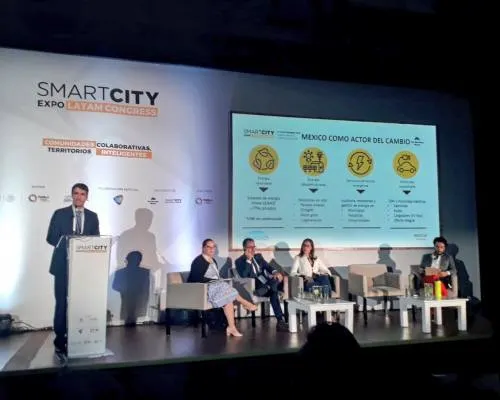 Energía renovable, solución para combatir efectos del cambio climático: Smart City Expo Latam