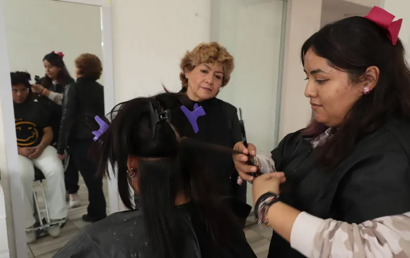 Ofrece SEDIF oferta educativa en Gastronomía, Diseño de Modas y Estilismo