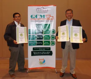 Granjas Carroll recibe tres certificados de Industria Limpia de Prospera