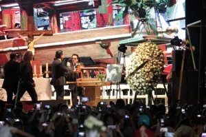Cenizas de Juan Gabriel reposan ya en su casa de Ciudad Juárez