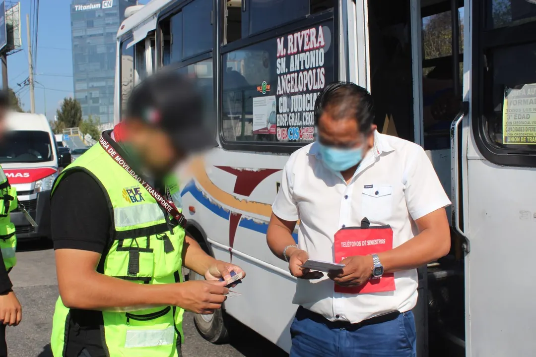 Concientiza SMT a concesionarios para brindar servicio dentro de la legalidad