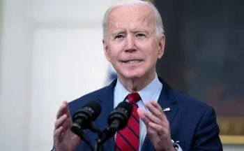 Pide Joe Biden prohibir venta de armas de asalto en EU