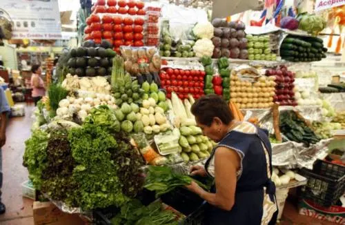 Inflación en México desacelera a 4.56%; alzas en precios de agropecuarios