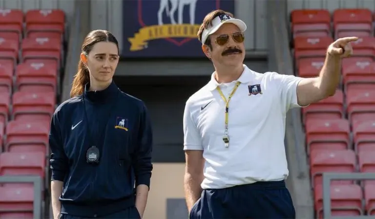La cuarta temporada de Ted Lasso rompe récord de audiencia en Apple TV con su regreso