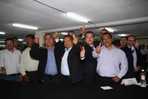 Partidos inscriben candidatos para proceso extraordinario
