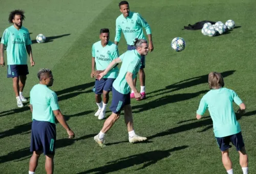 Gareth Bale y James Rodríguez, fuera de convocatoria para Champions