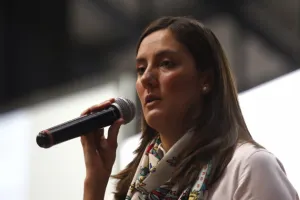 Emitió SEP 30 sanciones a tiendas escolares en 2015
