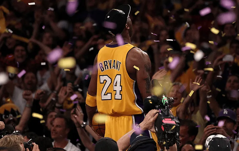 Inician campaña para cambiar logo de la NBA por silueta de Kobe Bryant