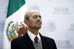Asegura Fausto Vallejo que su hijo responderá ante la justicia