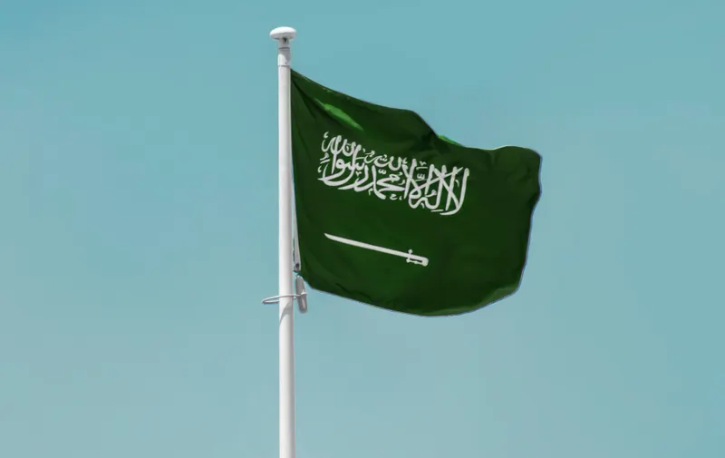 Arabia Saudita acusa a Irán de alentar ataques hutíes contra instalaciones estratégicas