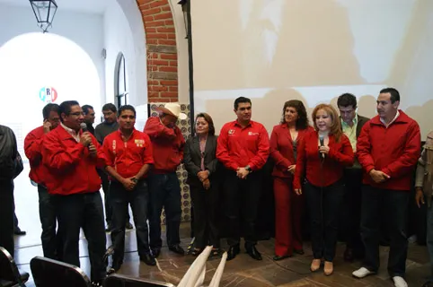 Celebración priista por toma de protesta de Enrique Peña Nieto