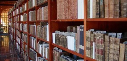 Sismo causa daños en instalaciones de la Biblioteca Franciscana