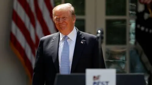 Trump anuncia el retiro de EU del acuerdo nuclear con Irán