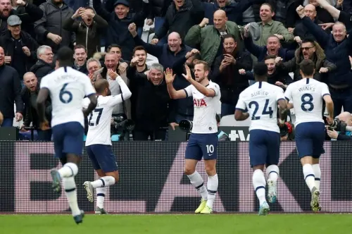 Tottenham vence al West Ham en debut de Mourinho