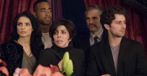 El director Manolo Caro confirma temporadas 2 y 3 de La Casa de las Flores