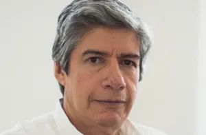 Humberto Salazar, científico BUAP que aportó evidencia de partícula de Dios