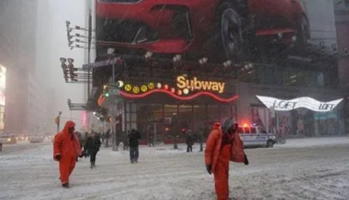 Tras tormenta de nieve acechan temperaturas congelantes en Nueva York