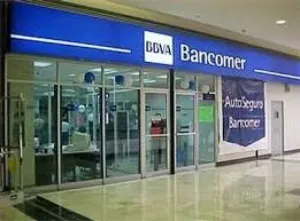Bancos reiniciarán operaciones hasta el martes