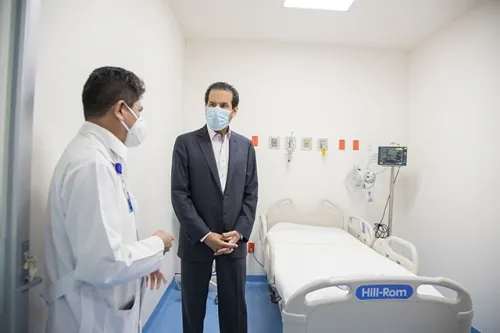 Otorga BUAP base a 53 médicos y bono a personal del HUP, del área de enfermedades respiratorias