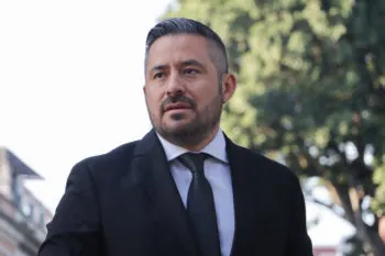 Dentro del gobierno municipal no hay persecución política, afirma Adán Domínguez