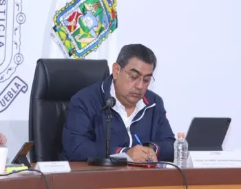 Funcionarios de San Andrés Cholula azuzan a vecinos de la Atlixcáyotl para bloquear la vialidad