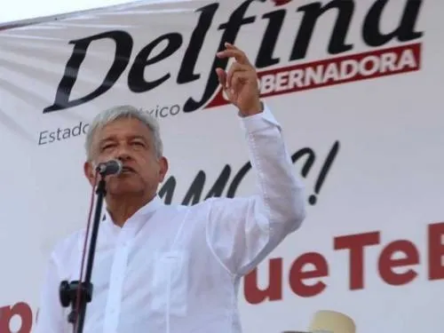 AMLO da “sí” a alianzas si PAN y PRD declinan a favor de Delfina